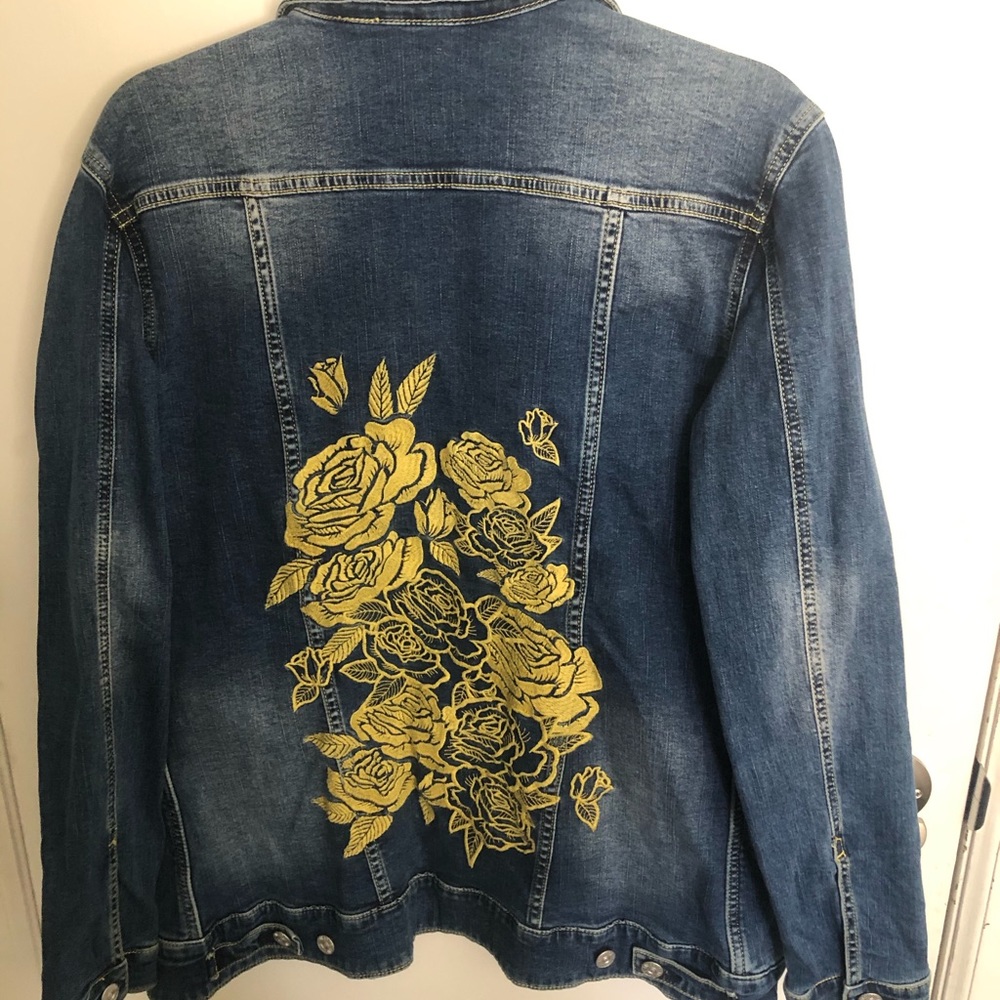LULAROE Jean jacket w/ yellow rose pattern